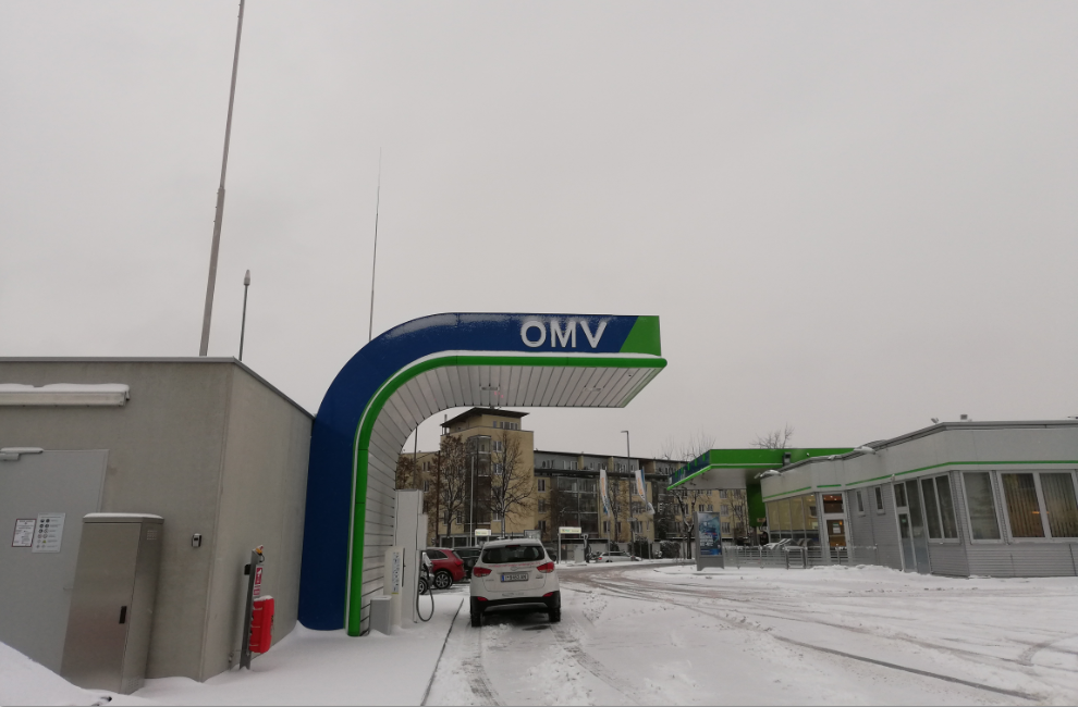 hyundai ix35 tucson fcev_hydrochan_innsbruck_münchen_munich_refuelling station_08012019_omv ottobrunner strasse