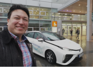 IMG_20190313_1641_Toyota Mirai FCV_Messe Düsseldorf_Energy Storage Europe 2019_Mortimer hydrochan energytours