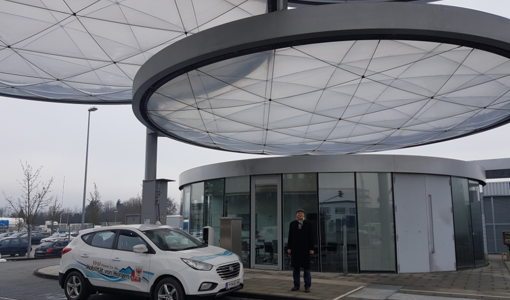 MUNICH münchen linde hydrogen hydrochan hyundai fcev ix35 tucson refuelling station mortimer schulz