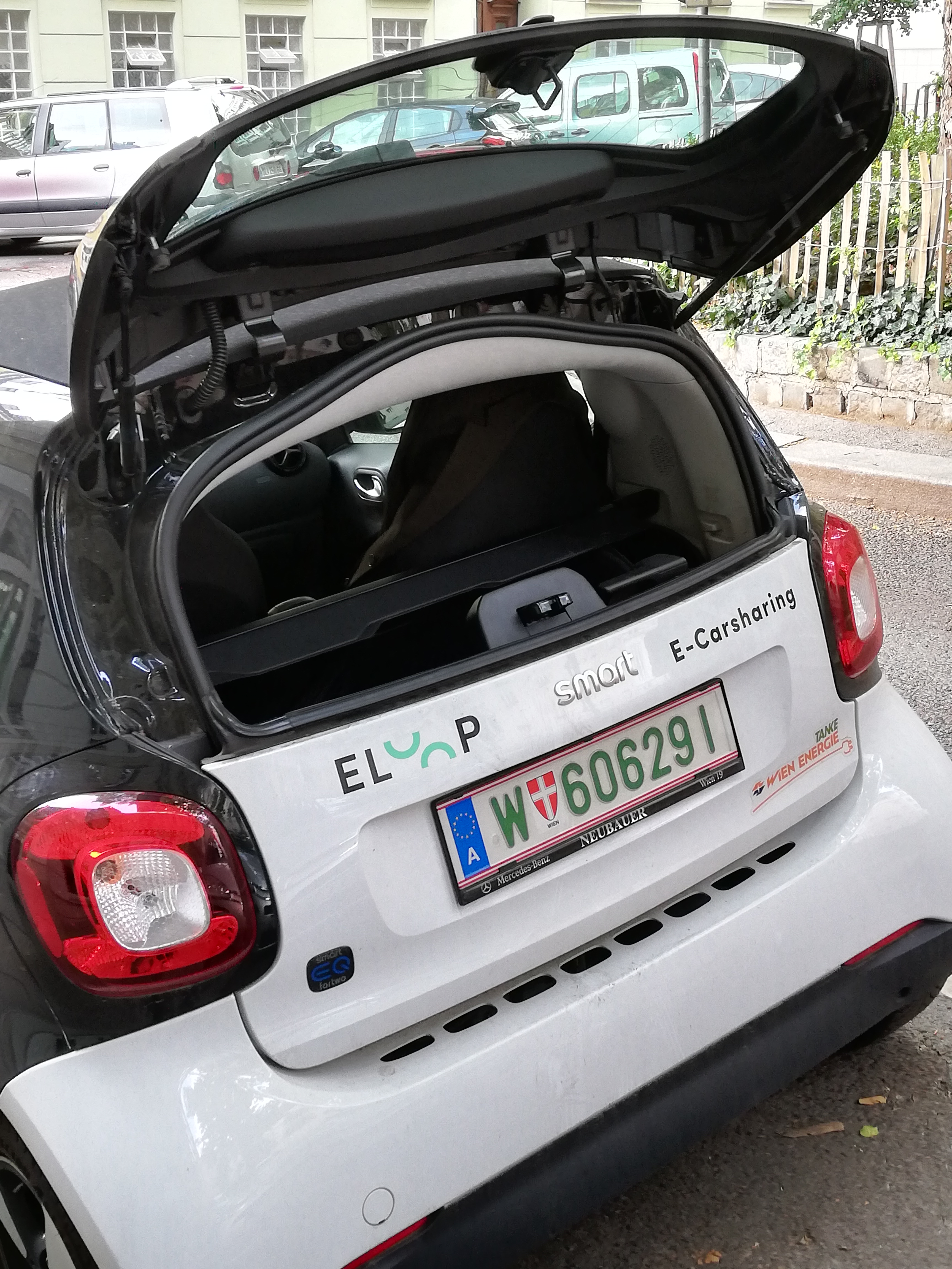 Smart eq fortwo eloop wien ecarsharing Mortimer Schulz hydrochan 