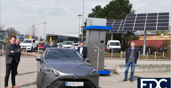 Toyota Mirai Fuel Cell Vehicle FCV Hydrochan Mortimer Schulz_Wasserstoff Tankstelle EDC Anlagetechnik GmbH Team Tulln Photovoltaik energytours